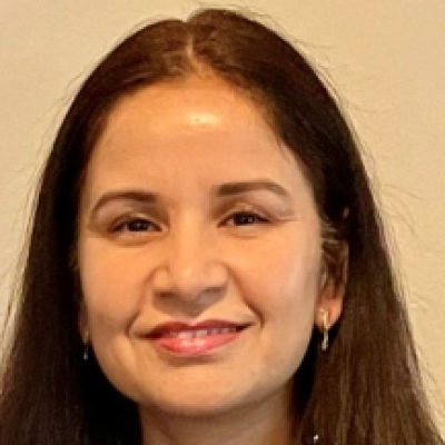 Dr Anita Singh headshot